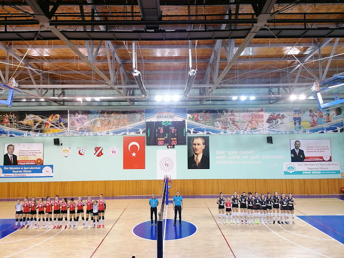 Aksaray Atatürk Kapalı Spor Salonu