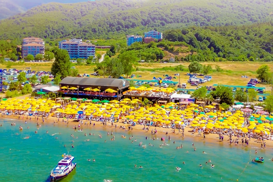 Arkadaş Beach Club
