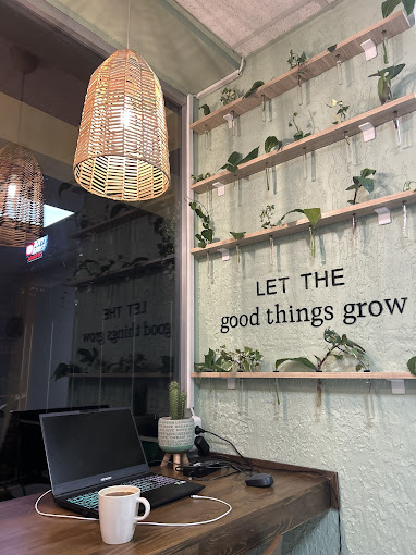 Artemis Coffee & Art Studio