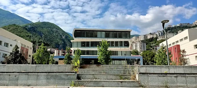 Artvin Nihat Gökyiğit Kongre Merkezi