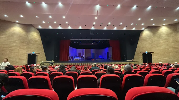 Ataşehir İnal Aydınoğlu Kültür Merkezi