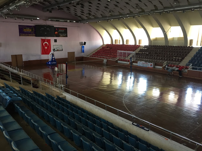 Aydın Atatürk Kapalı Spor Salonu