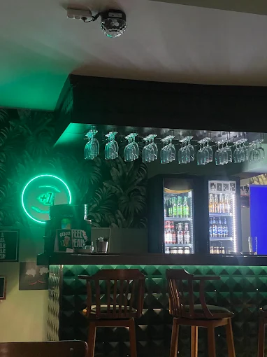 Bla Bla Pub Bestekar