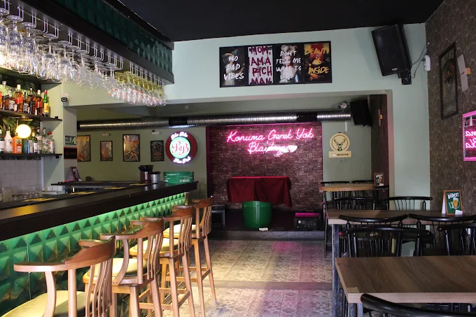 Bla Bla Pub Bestekar