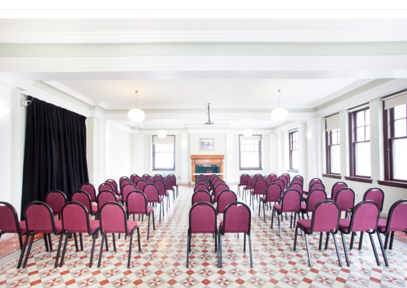Boğaziçi Üniversitesi Özger Arnas Salonu (Kırmızı Salon)