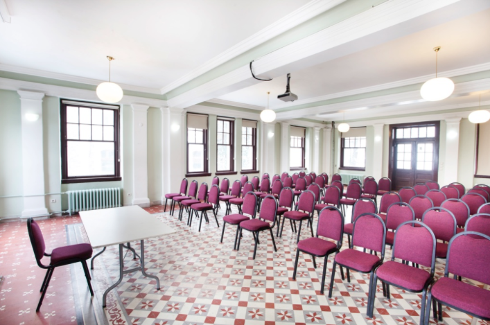 Boğaziçi Üniversitesi Özger Arnas Salonu (Kırmızı Salon)