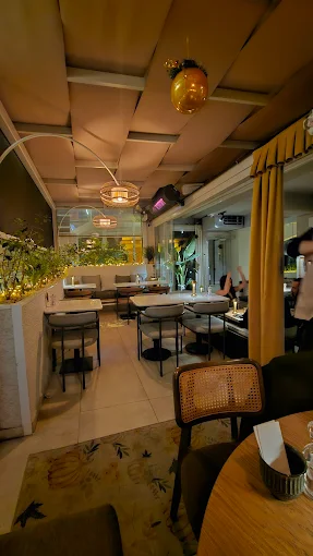 Booz Fine Food And Drink