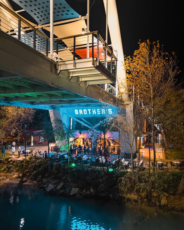 Brother's Bistro Pub