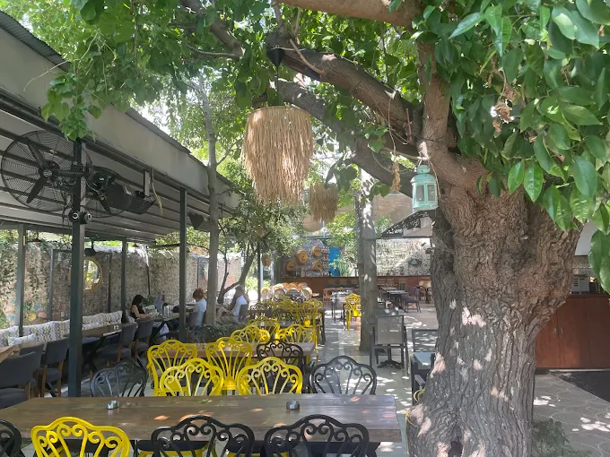 Buenas Bistro & Lounge