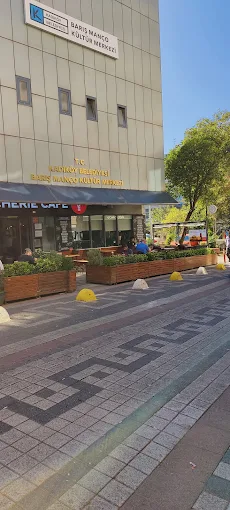 CHÉRIE Coffee & Restaurant