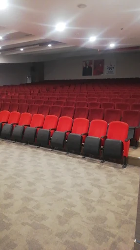 Çiğli Fakir Baykurt Konferans Salonu