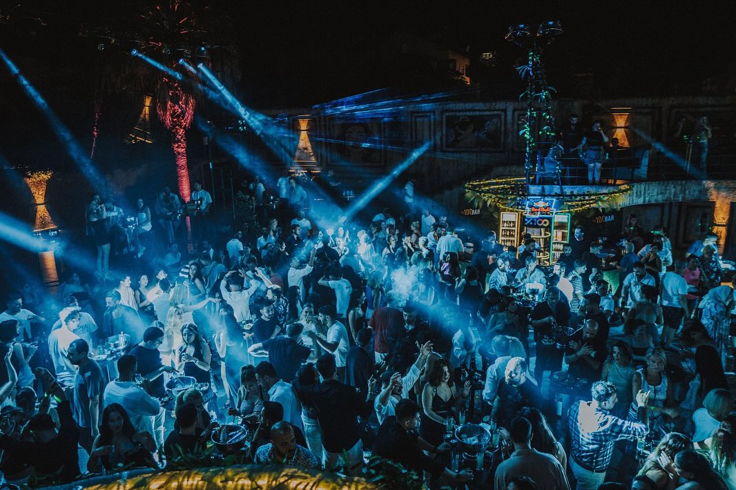 Club Kio Çınarcık