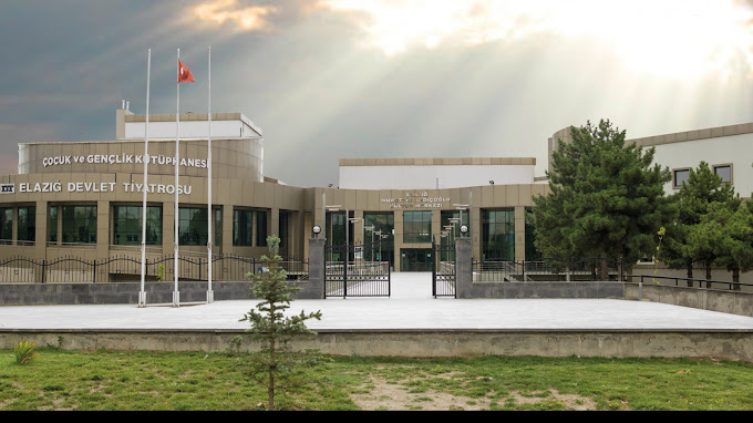 Nurettin Ardıçoğlu Kültür Merkezi