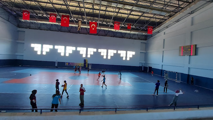 Ergani Gençlik Ve Spor Genel Müdürlüğü Spor Salonu
