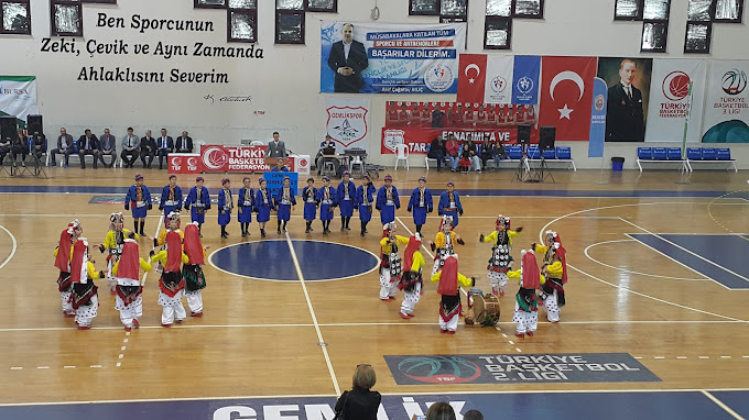 Gemlik Kapalı Spor Salonu