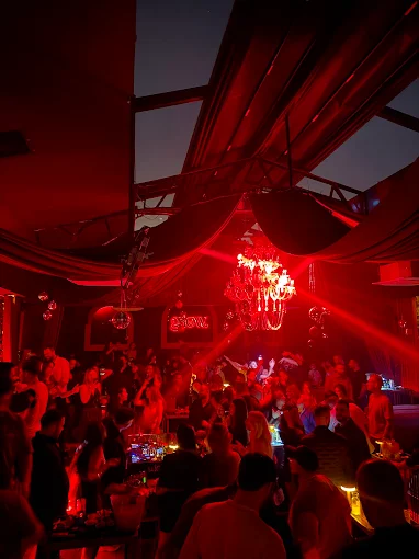 Glow İzmir