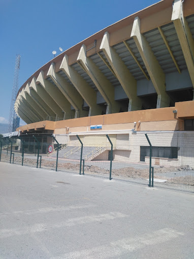 Halkapınar Spor Salonu