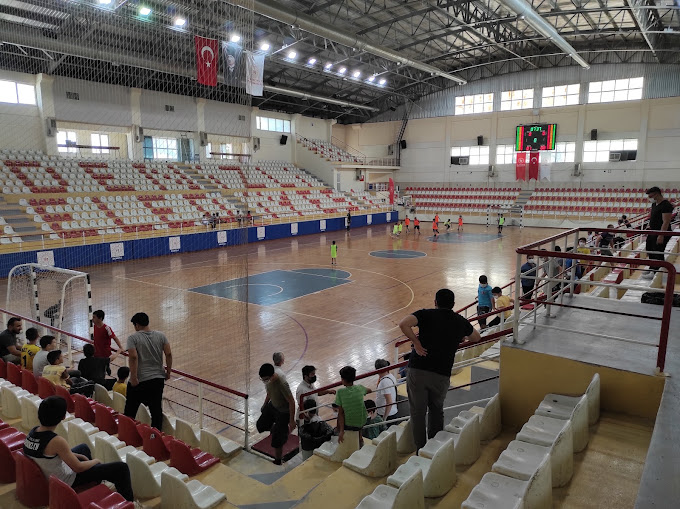 Hasan Güngör Kapalı Spor Salonu