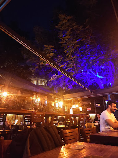 İncir Pub Kadıköy