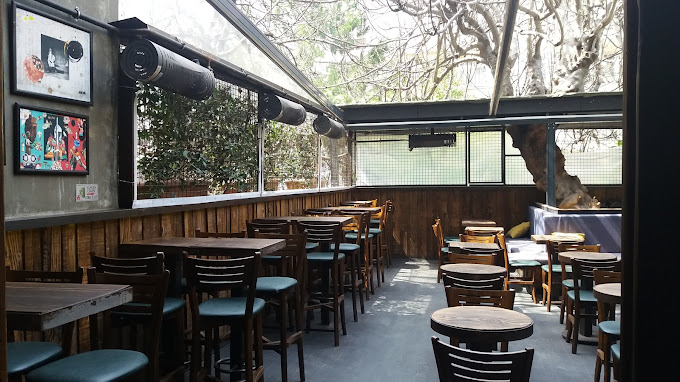 İncir Pub Kadıköy