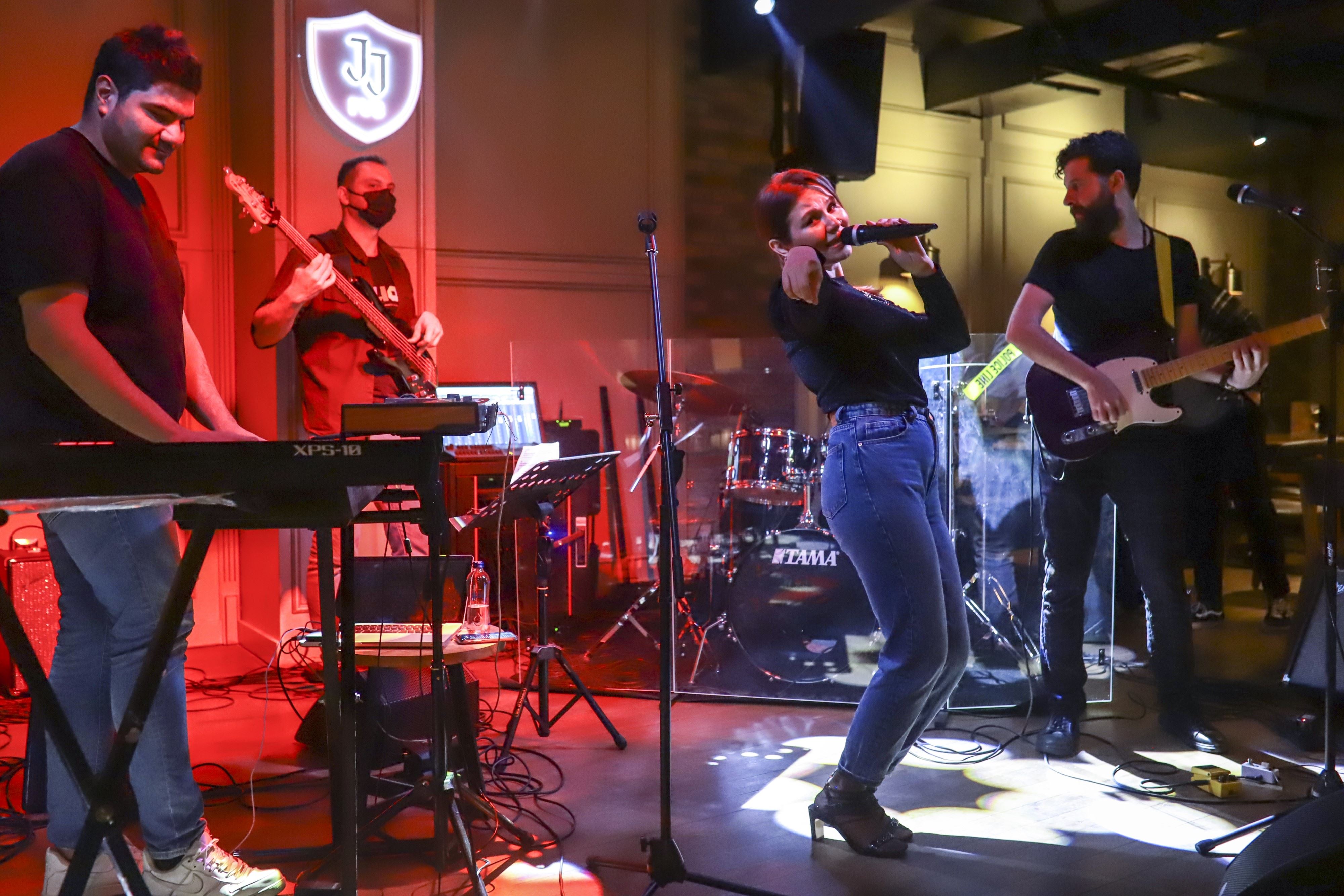 Jolly Joker Pub Kıyı İstanbul