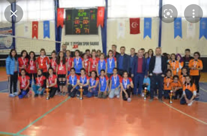 Kahta Atatürk Spor Salonu