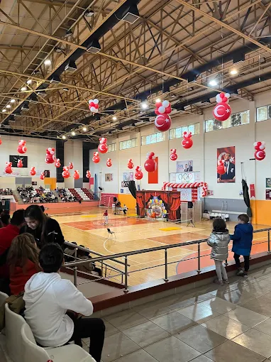 Kdz. Ereğli Kapalı Spor Salonu