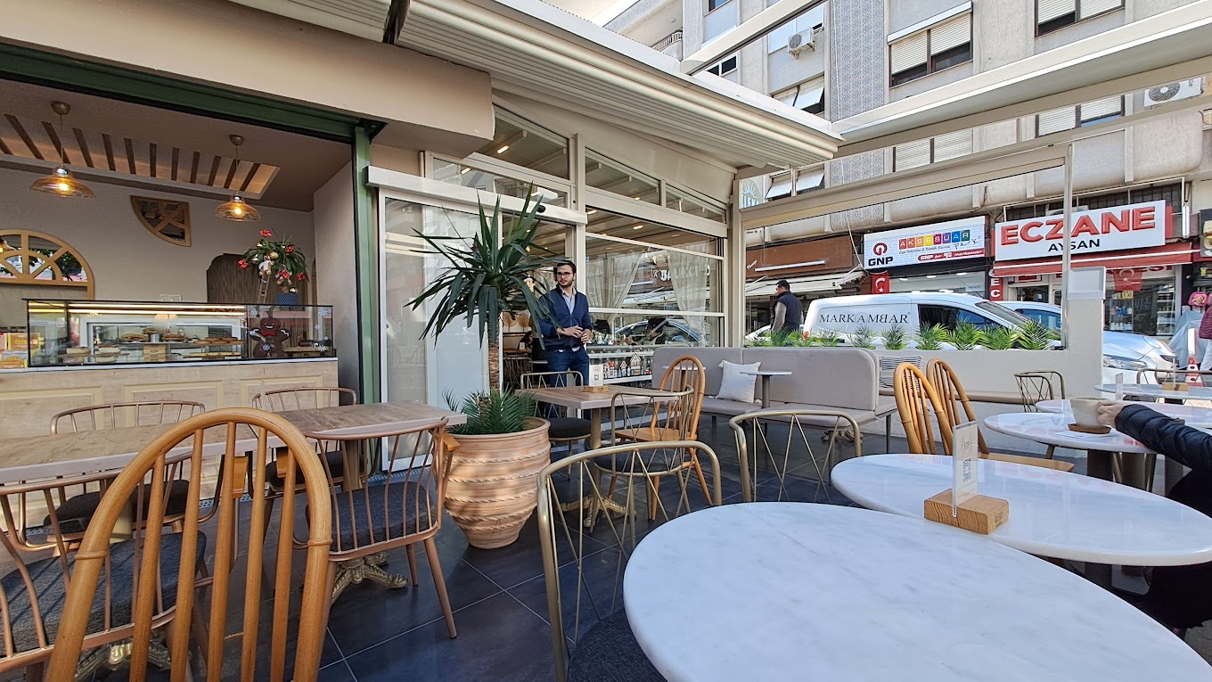 Kleka Coffee & Bakery