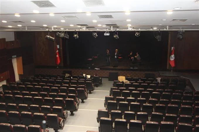 Konak Selahattin Akçiçek Kültür Merkezi