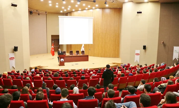 Konya Gıda ve Tarım Üniversitesi Konferans Salonu