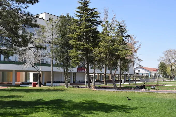 Konya Gıda ve Tarım Üniversitesi Konferans Salonu
