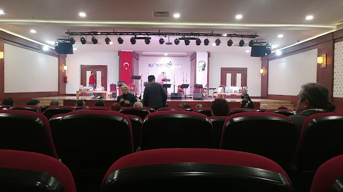 Konyaaltı Belediyesi Feslikan Salonu
