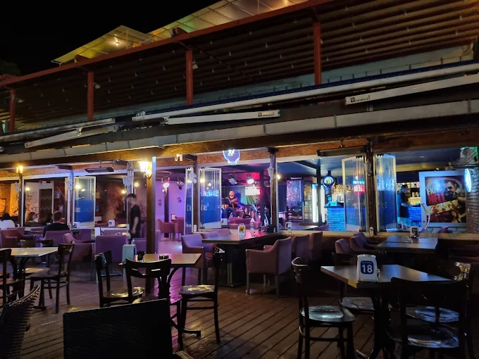 Kültür Cafe & Bar