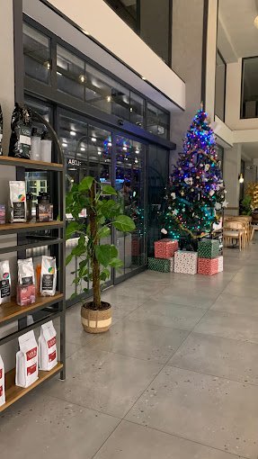Loba Coffee & Bakery Mezitli