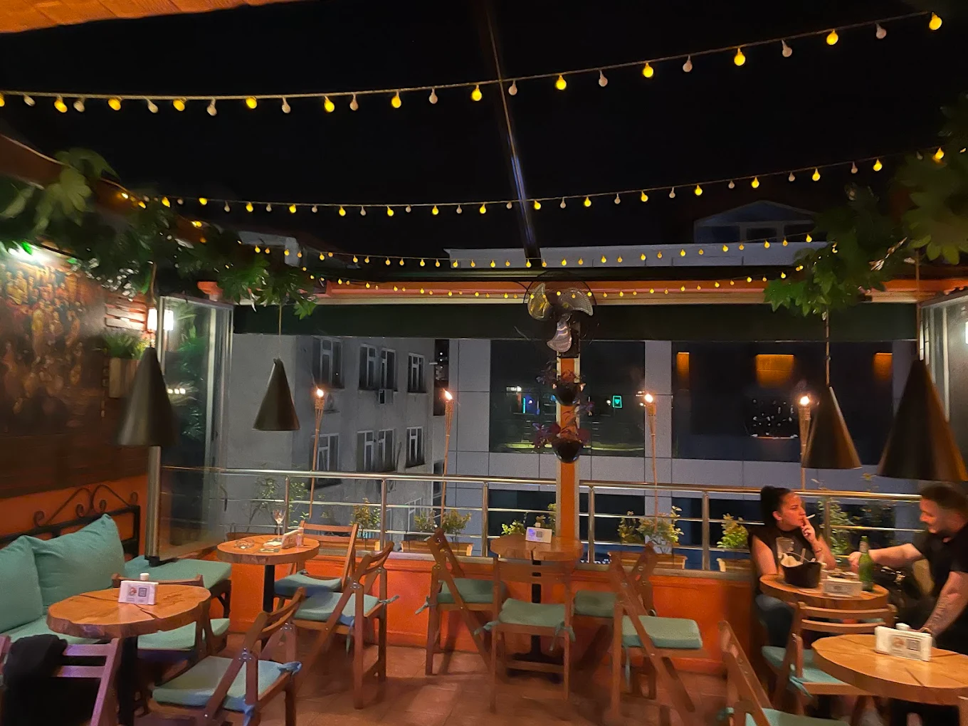 Luck Luck Bistro