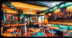 Luck Luck Bistro