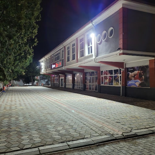 Hüseyin Akbaş Kapalı Spor Salonu