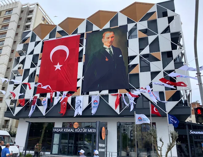 Maltepe Yaşar Kemal Kültür Merkezi