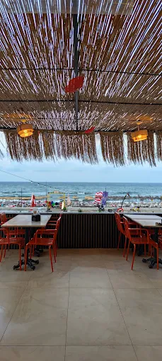MANDALİN BEACH CAFE