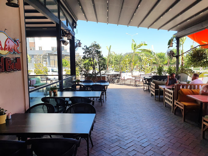 Mandaline Cafe
