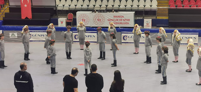 Manisa Atatürk Kapalı Spor Salonu