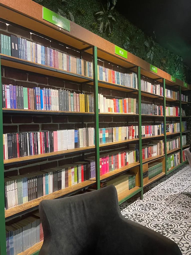 Mawa Kitap Kafe