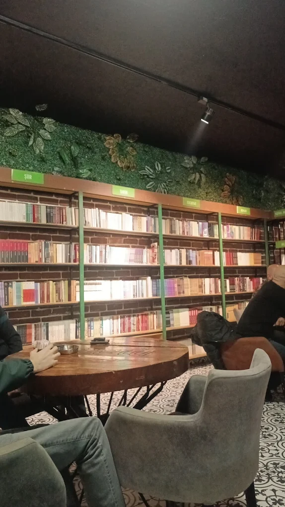 Mawa Kitap Kafe