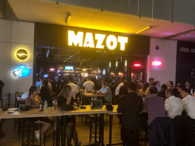 Mazot Pub