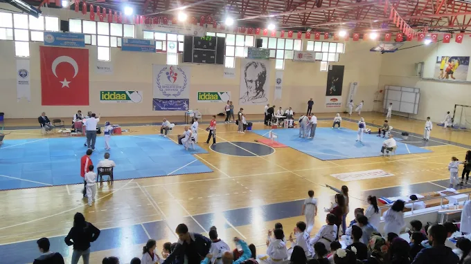 Mudanya Kapalı Spor Salonu