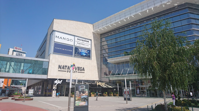 Nata Vega Outlet AVM