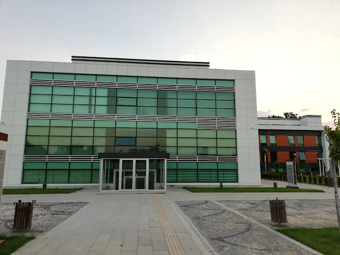 NEÜ Hukuk Fakültesi Konferans Salonu