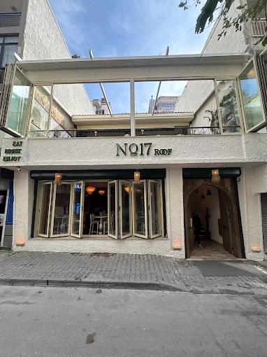 No: 17 Roof
