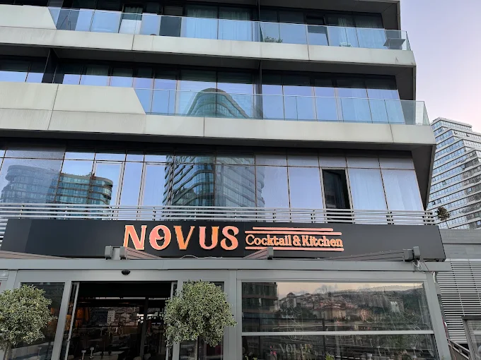 Novus Cocktail & Meyhane