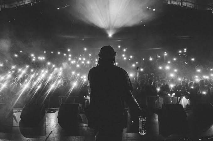 Ödüllü Noname Rap Konseri